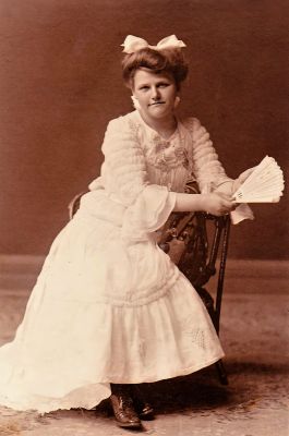 Unidentified

This is shared by Jacque Callis.

This is a Unidentified Hix Photo.
