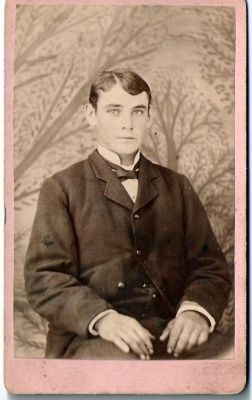 Unidentified

This was Shared by Dennis Schildauer.

Unidentified Cabinet Card Photo in the Dolan/Duff Family Album
