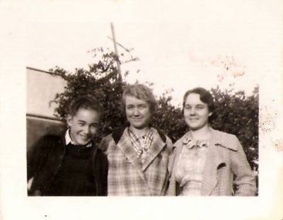 Unidentified

This was Shared by Dennis Schildauer.

Unidentified Photo in the Dolan/Duff Family Album.

