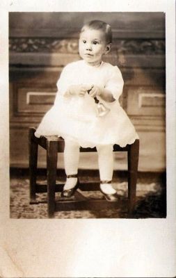 Click to view full size image
==============
Unidentified
This was Shared by Dennis Schildauer.
Unidentified Real Photo Postcard (RPPC) in the Dolan/Duff Family Album.
Unidentified
This was Shared by Dennis Schildauer.
Unidentified Real Photo Postcard (RPPC) in the Dolan/Duff Family Album.