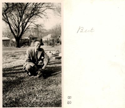 Click to view full size image
==============
Olla Bert “Dutch” Klontz
THIS HAS BEEN RETURNED TO FAMILY
This Photo States: "Bert"
NOTE: This is Olla Bert “Dutch” Klontz
Olla Bert “Dutch” Klontz
THIS HAS BEEN RETURNED TO FAMILY
This Photo States: "Bert"
NOTE: This is Olla Bert “Dutch” Klontz