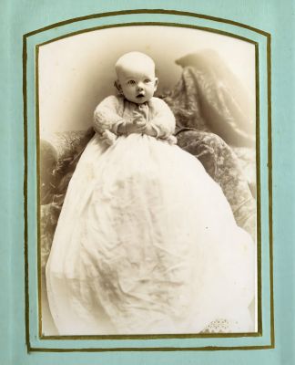 Click to view full size image
==============
Unidentified
This was Shared by a anonymous member.
Unidentified Cabinet Card Photo in the Risley-Arnold, Family Album.
Unidentified
This was Shared by a anonymous member.
Unidentified Cabinet Card Photo in the Risley-Arnold, Family Album.
