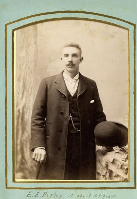 E. E. Risley

This was shared by a anonymous member.

This Cabinet Card Photo States: "E. E. Risley at about 24 Years."
