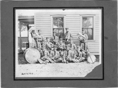 New Palestine Cornet Band, 1908

This was was Shared by Gail English.

This is a Photo of the New Palestine Cornet Band (New Palestine, Randolph, Illinois). Taken on 15 August 1908.

Lacy Henry (Heinrich Lacy) Sprengel is front row, 2nd from the left. His brother, Edward Henry (Heinrich Edmund) Sprengel is front row, 1st from left. The Others are Unidentified.
