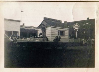 Cambridge Parade 1947

This was Shared by Candace Elemina‎.

Building Supplies, Inc. - 1947 Cambridge Parade
