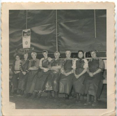 Cambridge Chicken Processing Plant

This Photo was shared by Candace Elemina‎.

Lizzy Lindell (2nd from right). Working at the chicken processing plant in Cambridge.
