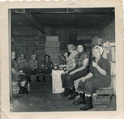 Cambridge Chicken Processing Plant

This Photo was shared by Candace Elemina‎.

Back reads...Having lunch in the basement 1949. Lizzy Lindell (2nd from right) at the chicken processing plant in Cambridge, Minnesota.
