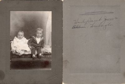 Click to view full size image
==============
Harley Huibregtse & Janette Wilhelmina Huibregtse
This photo mounted on board states: "Harley & Janet Huibregtse"
The Photographer was in Hull, Sioux county, Iowa.
Harley Huibregtse & Janette Wilhelmina Huibregtse
This photo mounted on board states: "Harley & Janet Huibregtse"
The Photographer was in Hull, Sioux county, Iowa.