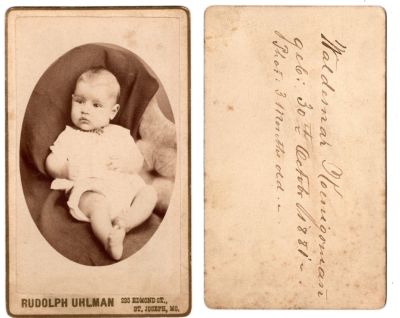 Voldemar Koenigsmann

This CdV Photograph states: "Voldemar Koenigsmann, 30th October 1881, 3 months old"

The Photographers name is "Rudolph Uhlman", St. Joseph, Missouri


