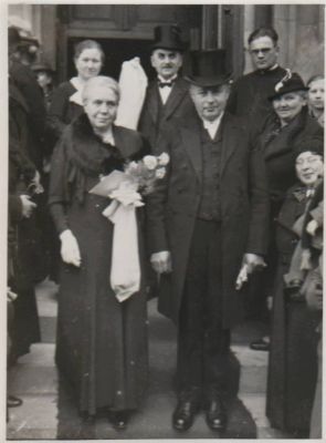 Click to view full size image
==============
Unidentified
Unidentified Wedding/Anniversary Photo
Unidentified
Unidentified Wedding/Anniversary Photo