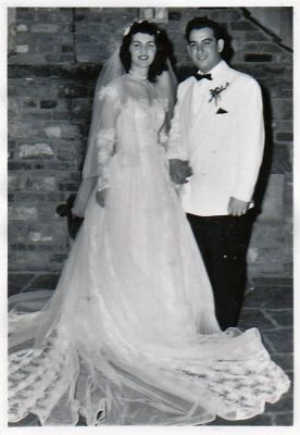 Click to view full size image
==============
Unidentified
Unidentified Wedding Photo
Unidentified
Unidentified Wedding Photo