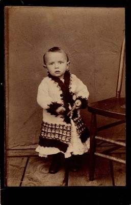 Unidentified

Unidentified Cabinet Card Photo
