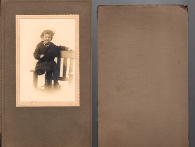 Louise Oakes

This was Donated by Cheryl Webber/The Terry Girls Genealogy

This photo states: "Louise Oakes" on the front under the photo.

This photo states: "Mrs. Maggie Russell, 949" on the back of the cover to the photo

