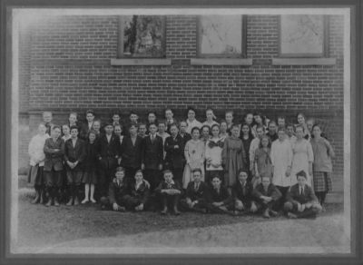 Unidentified

Unidentified photo mounted on board
