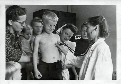 Click to view full size image
==============
Unidentified
THIS HAS BEEN DONATED TO THE FILM ARCHIVE, (THE NATIONAL ARCHIVES OF ESTONIA)
Unidentified Photo from the Displaced Persons Camp near Wentorf, which is near Hamburg, Germany.
Unidentified
THIS HAS BEEN DONATED TO THE FILM ARCHIVE, (THE NATIONAL ARCHIVES OF ESTONIA)
Unidentified Photo from the Displaced Persons Camp near Wentorf, which is near Hamburg, Germany.