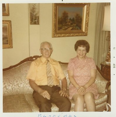 Click to view full size image
==============
The Blanken's
This was Donated by Lois B. Hansen.
This Photo States: "The Blanken's".
Photo Taken September 1971
The Blanken's
This was Donated by Lois B. Hansen.
This Photo States: "The Blanken's".
Photo Taken September 1971