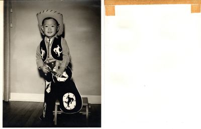 Click to view full size image
==============
Unidentified
Unidentified Photo in the Unidentified #053 Family Album
Unidentified
Unidentified Photo in the Unidentified #053 Family Album