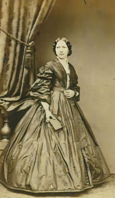 Click to view full size image
==============
Unidentified
Unidentified CdV Photograph in the 1800's CdV Collection.
Unidentified
Unidentified CdV Photograph in the 1800's CdV Collection.