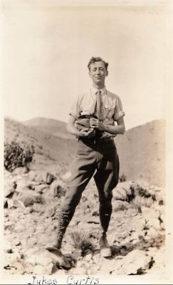 Whitefoord Jukes Curtis 

This is a Photo of "Jukes Curtis"

This Photo has been ID'D as Whitefoord Jukes Curtis.
