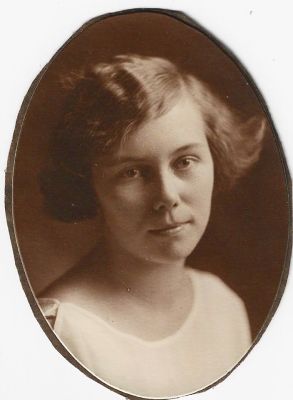 Unidentified

Unidentified Student in the Unidentified School/Student Photos Album.
