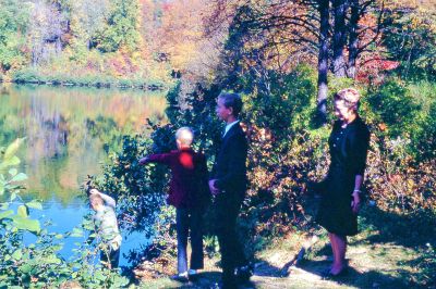 Click to view full size image
==============
Unidentified
Unidentified 35MM Slide in the Uncles Collection of 35 MM Slides, Long Island, New York #1
Unidentified
Unidentified 35MM Slide in the Uncles Collection of 35 MM Slides, Long Island, New York #1